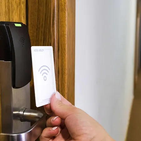 Hotel Imperhotel By Umbral 3*