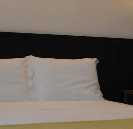 Imperhotel By Umbral