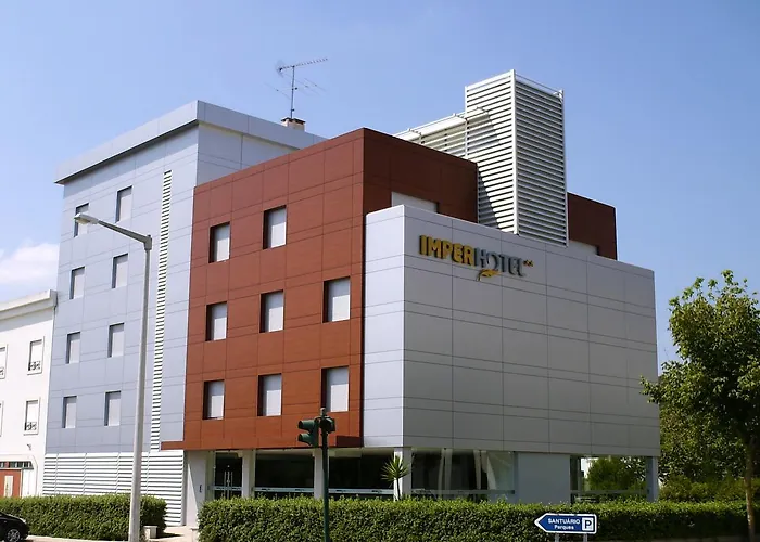 Imperhotel By Umbral 3*